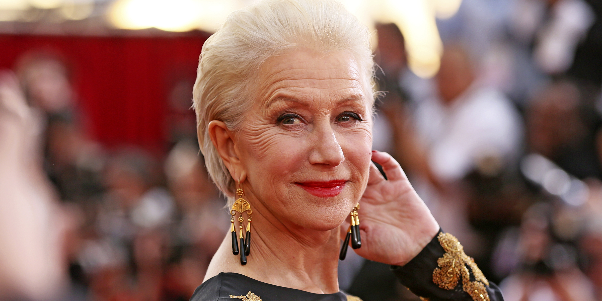 Helen Mirren’s Husband Doesn’t Make Her Feel Beautiful – How She Defies Beauty Standards